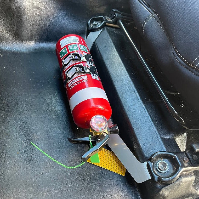 2005-2014 N70 Toyota Hilux Fire Extinguisher Bracket