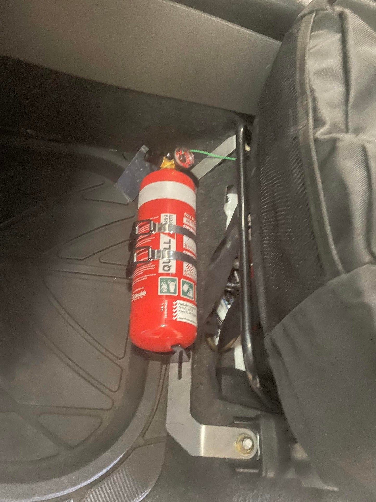 Mitsubishi Pajero NM to NX 2000-2021 Fire Extinguisher Bracket