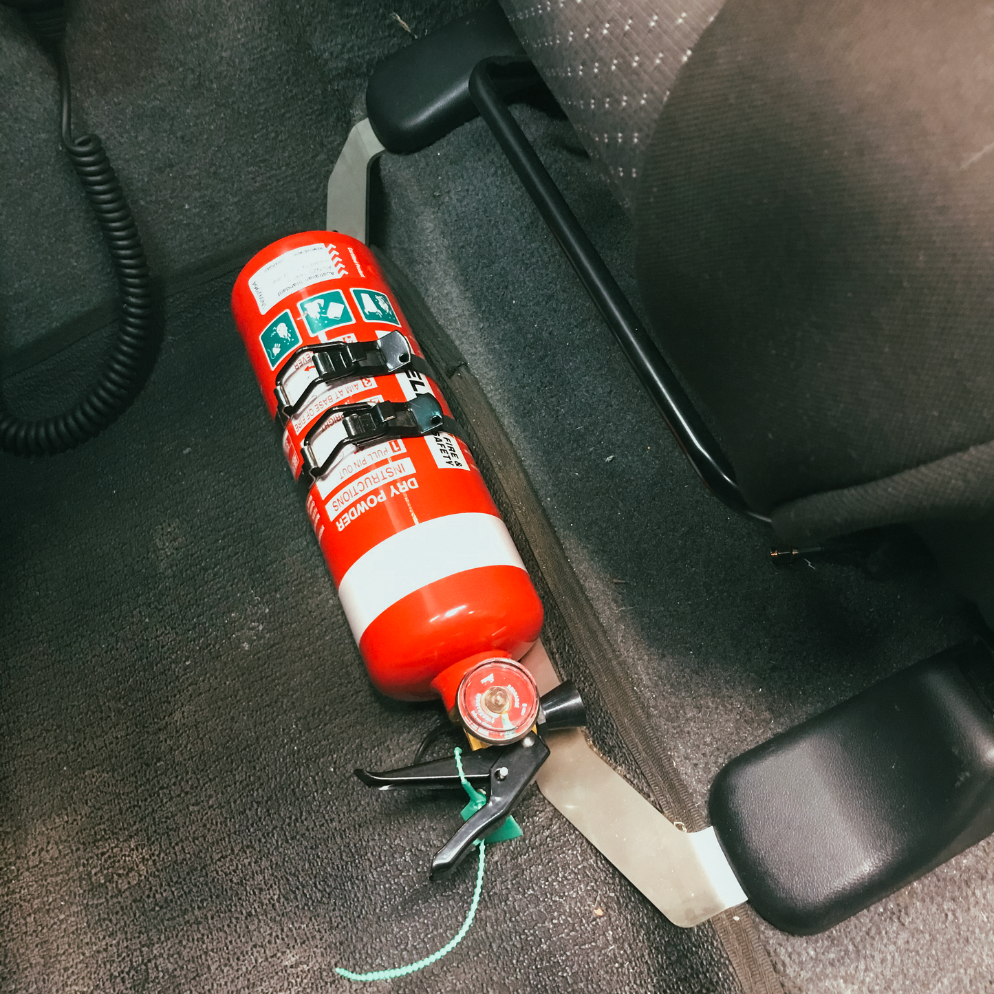 2017-2021 Toyota Landcruiser 200 Series Fire Extinguisher Bracket